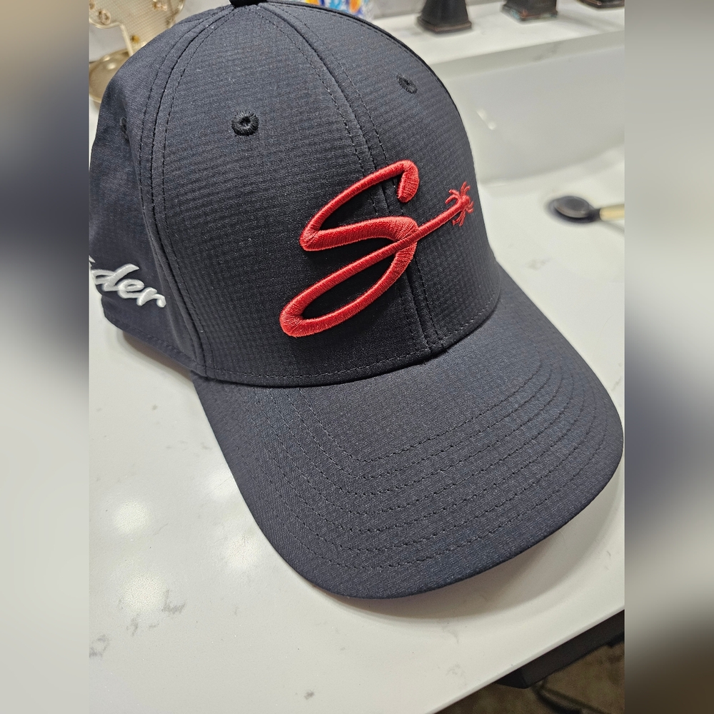 Spider Golf hat